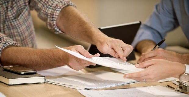 Les banques doivent informer et mettre les emprunteurs en garde concernant les crédits