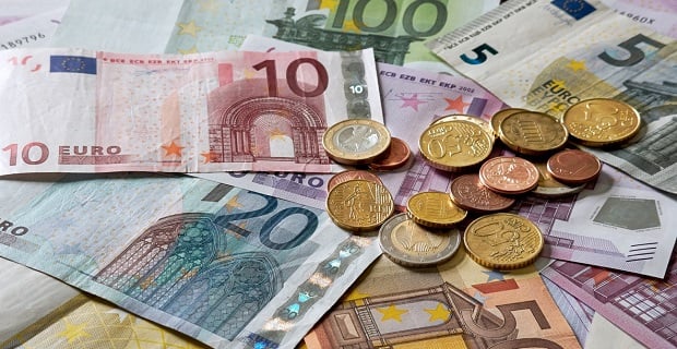 Les taux historiquement bas font gonfler le volume de la dette