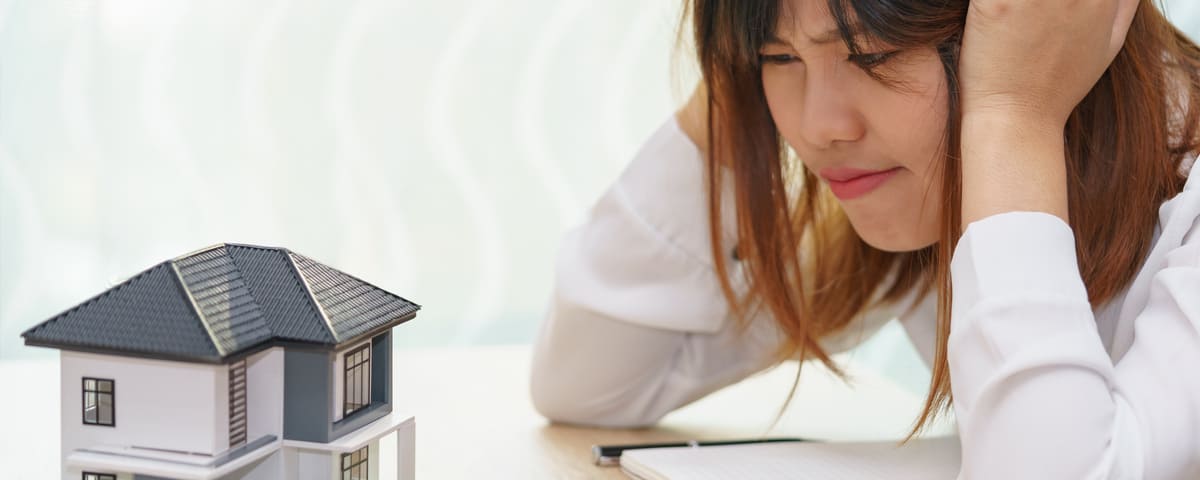 Jeune femme stressée 